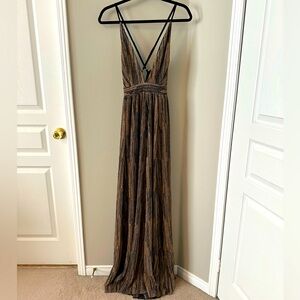 Shimmery gold/black maxi evening dress from Honey. Size S but fits like a S-M